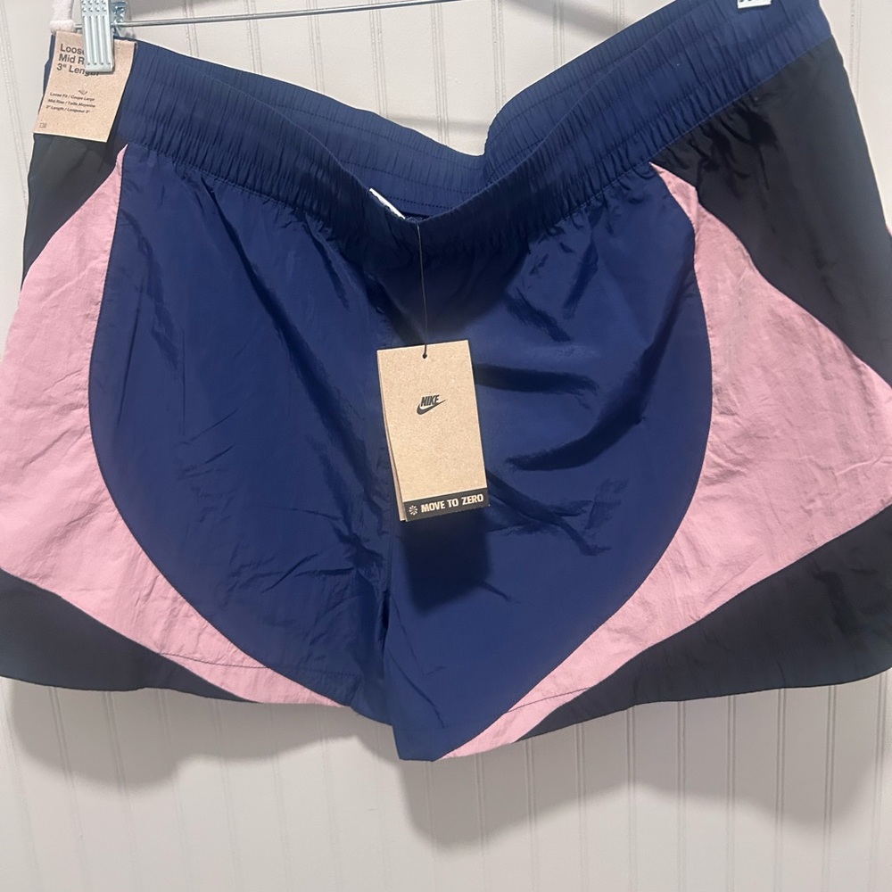 Nike Women's Navy and Tan Athletic Shorts - Picture 5 of 5